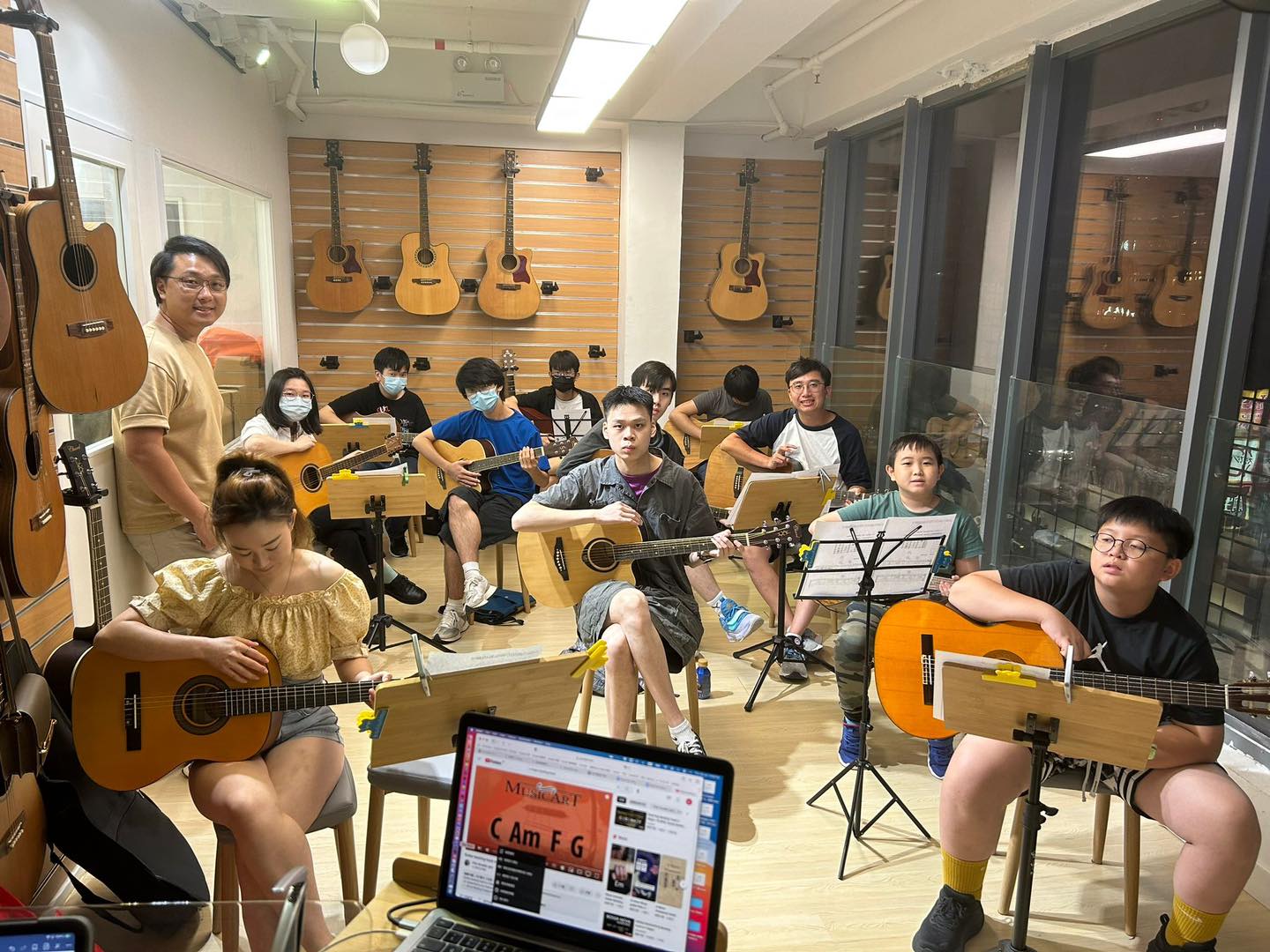 Guitar Lesson, Learning Class Course in HongKong
