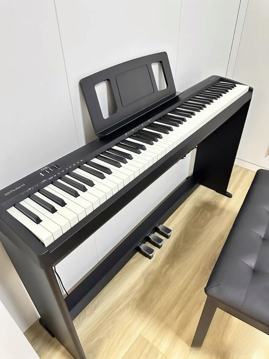Roland FP-18 數碼鋼琴 中文版