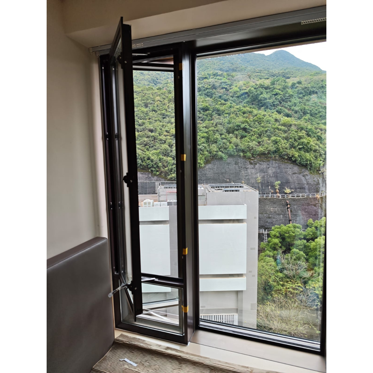 隔音窗 (室內玻璃) 雙層中空,落地鋁窗,香港公司