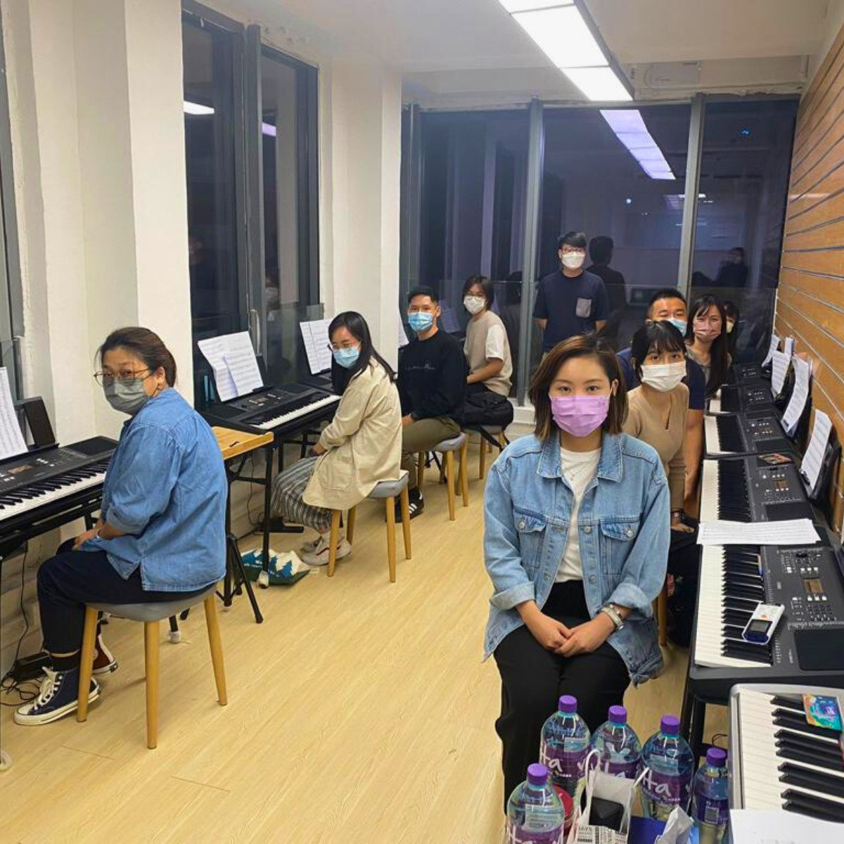 Team Building 活動,3小時創建,彈唱及錄製團隊歌曲