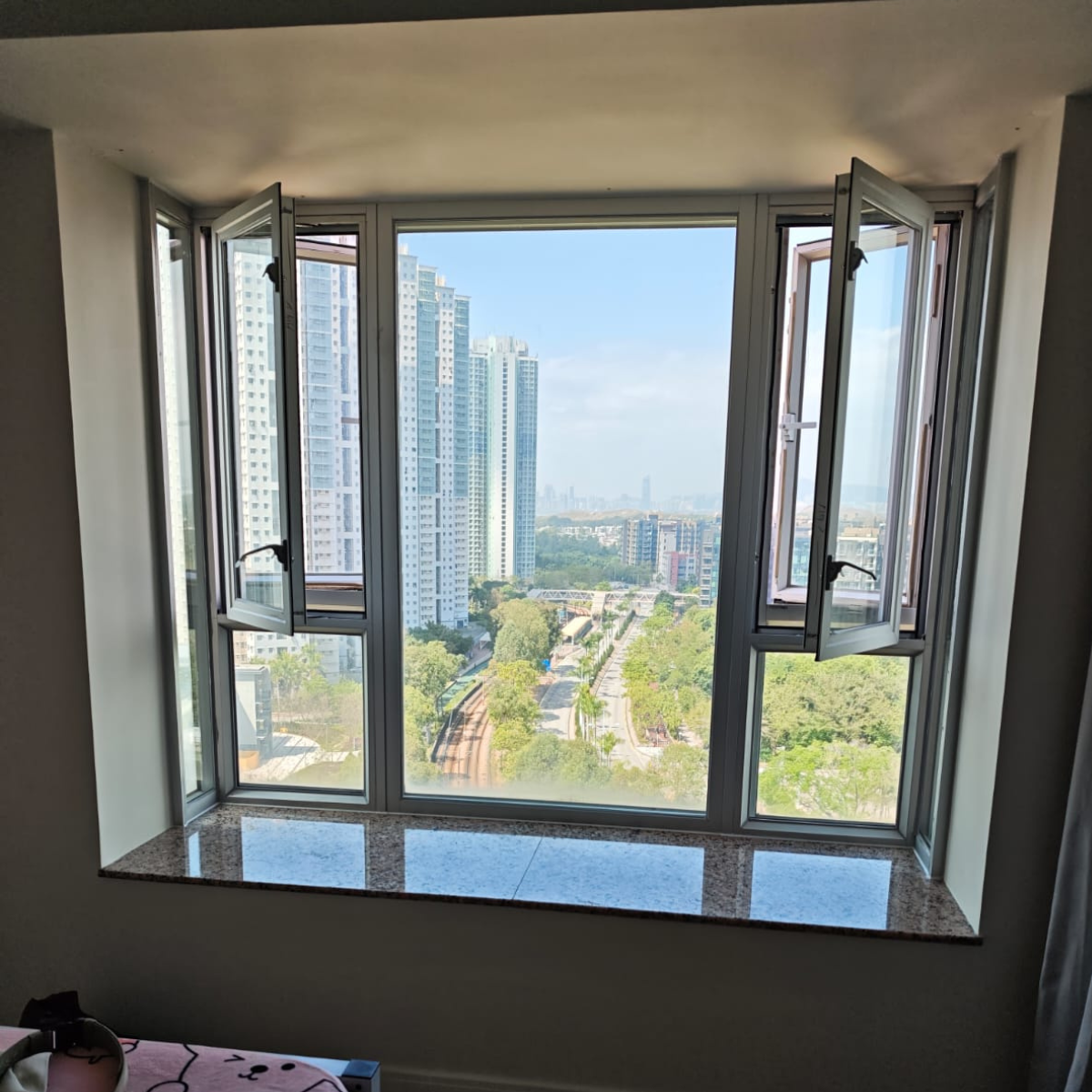 隔音窗 (室內玻璃) 雙層中空,落地鋁窗,香港公司