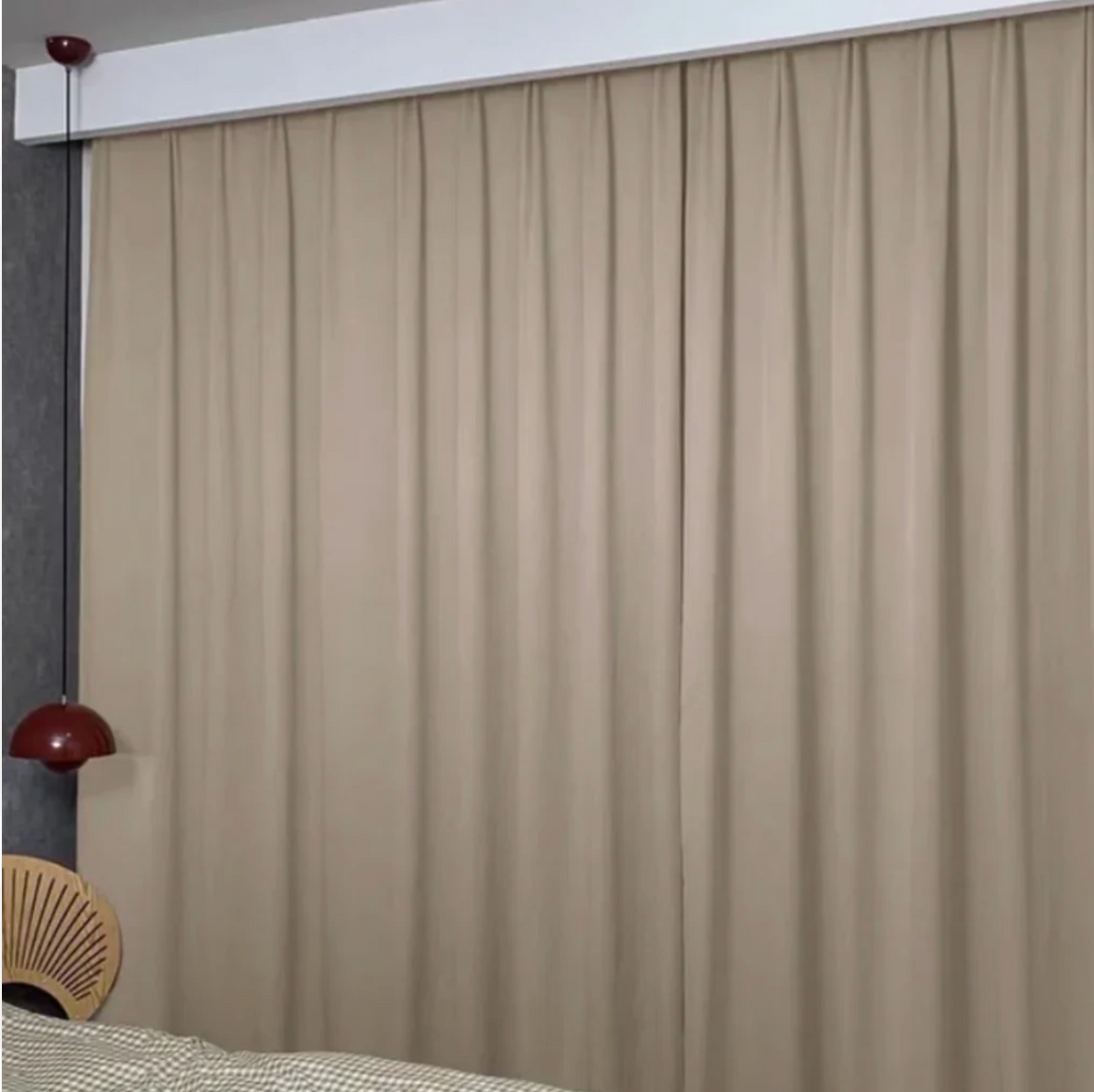 隔音窗簾與吸音窗簾的區別：密度高的產品實現雙重功能