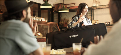YAMAHA P-121 (Chinese Version) 76-Key Digital Piano